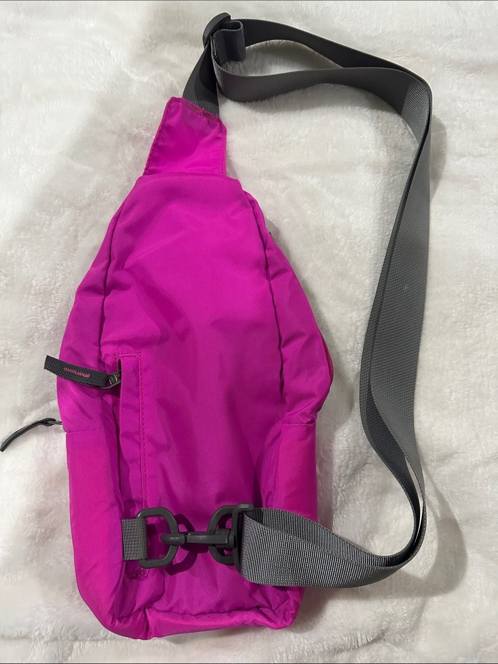 WATERFLY Crossbody Sling Bag 13” x 7” Hiking Biking Running Adventure Travel - Picture 5 of 15